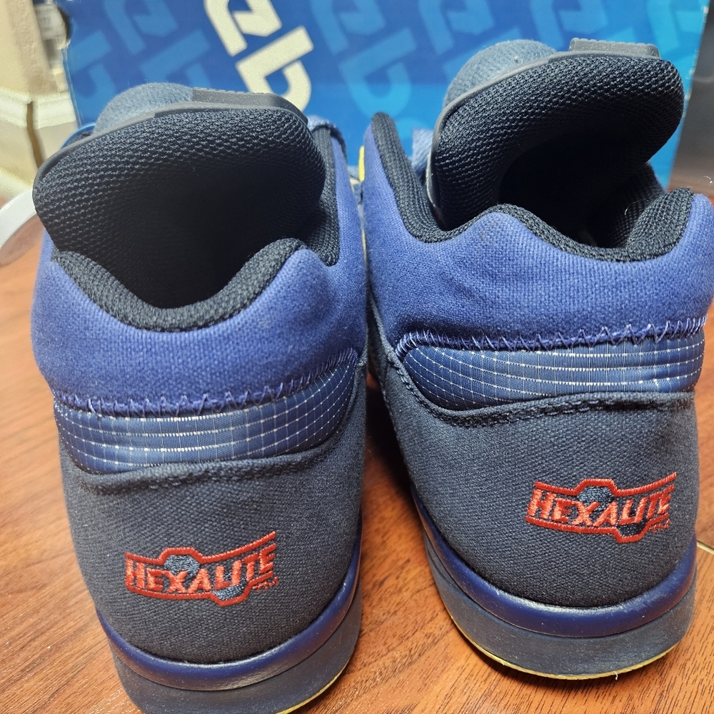2012 Reebok Court Victory Pump - Picture 4 of 7